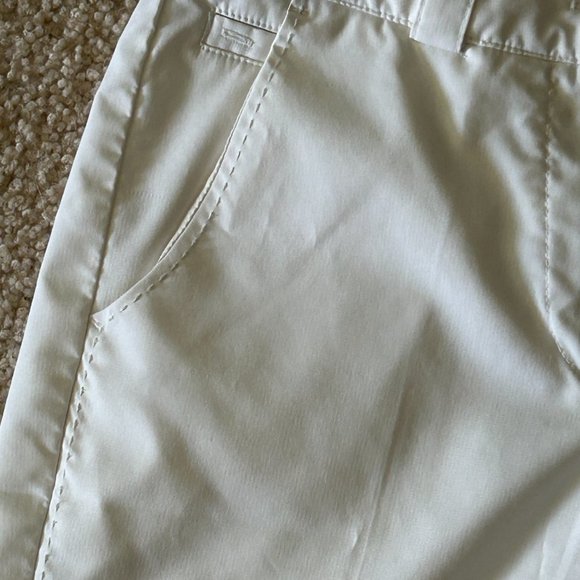 Nike Golf  - Tour Performance, Dri-Fit White Shorts - Size 0 - Picture 2 of 8